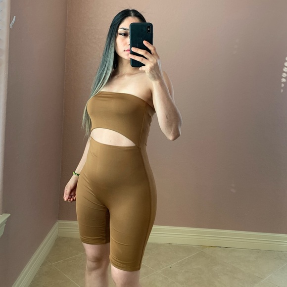 IVONNE Biker Short Romper - Picture 3 of 4